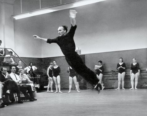 George Balanchine’s dancers at New York City Ballet sometimes said that, when he was coaching them, he did the steps more beautifully than they did. School Of American Ballet, George Chakiris, History Of Dance, Ballet Shows, Jerome Robbins, Vintage Ballet, George Balanchine, Ballet School, City Ballet