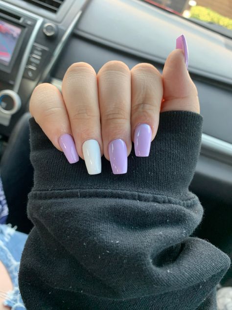 Light Purple Simple Nails, Cute Purple And White Nails, Lavender Simple Nails, Cute Shirt Nails Acrylic, White And Purple Nails Simple, Basic Spring Nails Simple, White N Purple Nails, Spring Nails Light Purple, Purple N White Nails