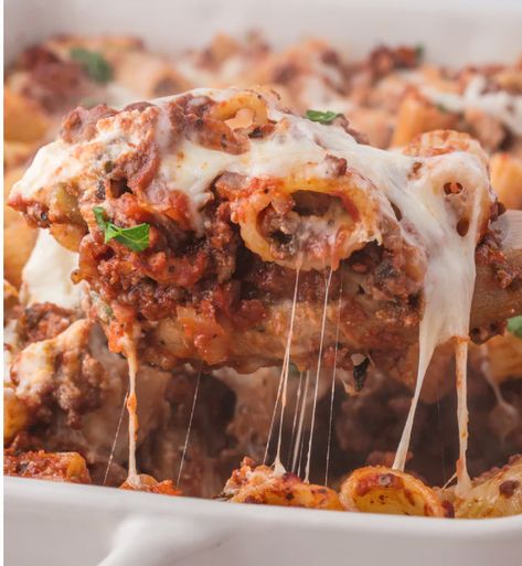 Baked Rigatoni with Fresh Mozzarella and a Hearty Meat Sauce - Happily Unprocessed Spaghetti Bake Recipes, What Are Processed Foods, The Best Baked Ziti, Best Baked Ziti, Baked Rigatoni, Baked Ziti Recipe, Boiling Pasta, Chicken Pot Pie Soup, Pot Pie Soup