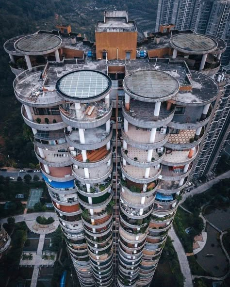 Vertical City, Guiyang, Brutalism Architecture, Brutalist Buildings, Interesting Buildings, Brutalist Architecture, Wing Chun, Your Opinion, Environment Design