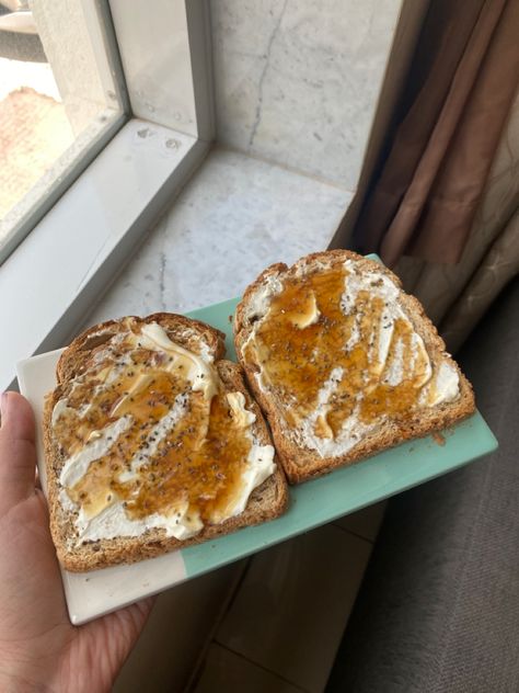 Butter And Honey Toast, Banana Toast Breakfast, Toast And Honey, Honey On Toast, Group Snacks, Toast With Honey, Toast Aesthetic, Sweet Toast, Banana Toast