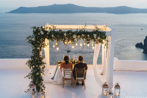 Seaside Wedding Theme, Dana Villas Santorini, Weddings In Santorini, Dana Villas, Wedding Color Schemes Blue, Santorini Villas, Greece Destinations, Modern Elopement, Vanilla Sky