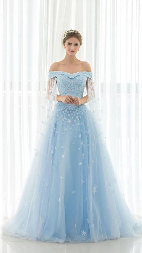 Frock For Teens, Off The Should Dress, Prom Dress Evening, Simple Prom Dress, Prom Dresses Gowns, Elegant Prom Dresses, Womens Prom Dresses, Pretty Princess, Unique Prom Dresses