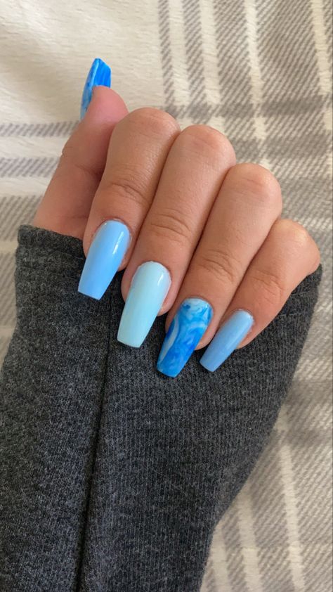 Blue makartt poly gel kit nails #nails #bluenails #polygelnails Blue Polygel Nails Design, Blue Builder Gel Nails, Blue Polygel Nails, Polygel Nails Design, Nails Design Blue, Poly Gel Nails, Nails Polygel, Builder Gel Nails, Poly Gel