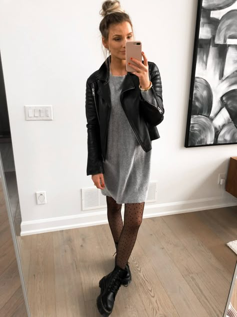 Dock Martins Outfit Fall, Dr Marten Office Outfit, Dr Martens Evening Outfit, Doc Martens Spence Outfit, Dr Martens Outfit Work Casual, Dr Marten Outfit Ideas, Doc Martins Office Outfit, Sweater Dress Doc Martens, Cute Outfits With Black Doc Martens