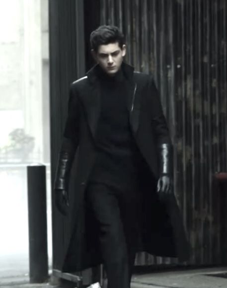 Icon- my edit Gotham Outfits, Bruce Gotham, Gotham Bruce Wayne, Gotham Season 1, Gotham Comics, Gotham Bruce, Female Harry Potter, David Mazouz, Bruce And Selina