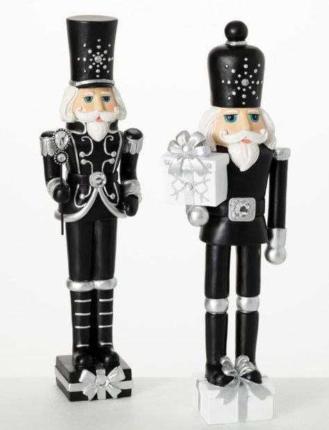 Black And White Nutcracker, Nutcracker Painting, Black Nutcracker, Nutcracker Diy, Nutcracker Ideas, Christmas Goals, Nutcracker Crafts, Nutcracker Christmas Decorations, Nutcracker Soldier