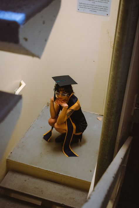 Photography Ideas Graduation, Punk Graduation Pictures, Graduation Pictures With Son, Gothic Graduation Pictures, Creative Shots For Graduation Pictorial, Artist Graduation Pictures, Gcu Graduation Pictures, Funny Grad Pics, Outside Graduation Pictures