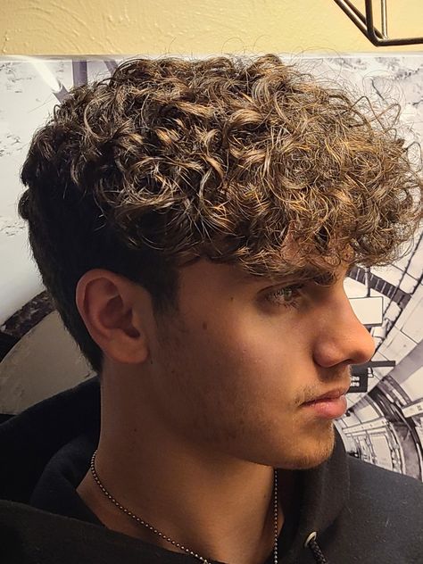 Fades For Curly Hair For Men, Natural Perm Men, Curly Hair Fade Boys, Men’s Permed Hair, Perm Styles For Men, Hairstyles For Guys With Curly Hair, Men’s Perm Hairstyles, Permed Hairstyles Boys, Haircuts For Curly Hair Natural Curls Men