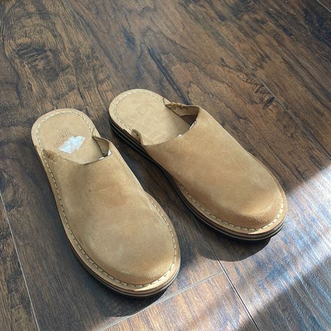 Never Worn Outside, Heavy Sole Womens Hush Puppies Shoes, Gap Shoes, Shoes Shoes, Flat Shoes Women, Loafer Flats, New Color, Fashion Shoes, Slides, Gap