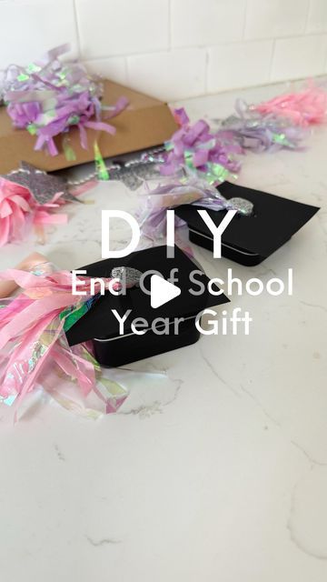 S T E P H✨DIY Creator + Maker on Instagram: "This time we’re getting the vibe check right ✨ IYKYK Either a fun way to give a grad money or as I’m doing for my daughters PreK class a simple “Yay” gift as they transition to the big time - Kindergarten!!🎓

Personally I adore the kids and parents in her class. So I really want to do something in celebrating their achievements and summer adventures ahead☀️
.
Want to MAKE your own mini graduation hat gift?

Black tins
Black paper
Star garland (tassel + silver dot)
Glue Gun
Stickers/bubbles/mini toy car
For my exact supplies comment “grad hat”✨
.
Save for when you want to go MAKE🫶🏻
.
.
.
.
.
.
.
.
.
.

.
.
.
.
.
.
.
.
.
.
.
#diygifts #diygift #kidsgift #kidsgiftideas #endofschoolyeargifts #graduationgiftideas #graduationgiftidea #graduationgif Prek Graduation Gifts For Kids, Prek Graduation Gifts From Parents, Kindergarten Graduation Gifts For Kids, Time Kindergarten, Paper Star Garland, Kindergarten Graduation Gift, Grad Diy, Diy Graduation Gifts, Grad Hat