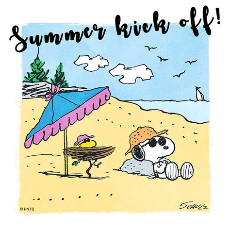 Summer Kick Off - Snoopy and Woodstock at the Beach Wearing Sunglasses and Hats Summer Playlist Covers, Spotify Playlist Covers, Beach Wearing, Peanuts Movie, Snoopy Funny, Summer Playlist, Snoopy Images, Peanuts Cartoon, Snoopy Wallpaper