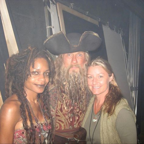 Human Davy Jones, Tia Dalma Calypso, Davy Jones And Calypso, Captain Barbossa, Tia Dalma, Better Call Saul Breaking Bad, Johnny Depp Pictures, Sea Of Thieves, Caribbean Art