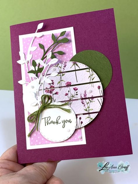 Dainty Flowers mystery card. Easy Diy Cards Ideas, Floating Cards, Scrapbooking Original, Card Boards, Dainty Delight, Card With Flowers, Dainty Flowers, Card Decoration, Hand Made Greeting Cards