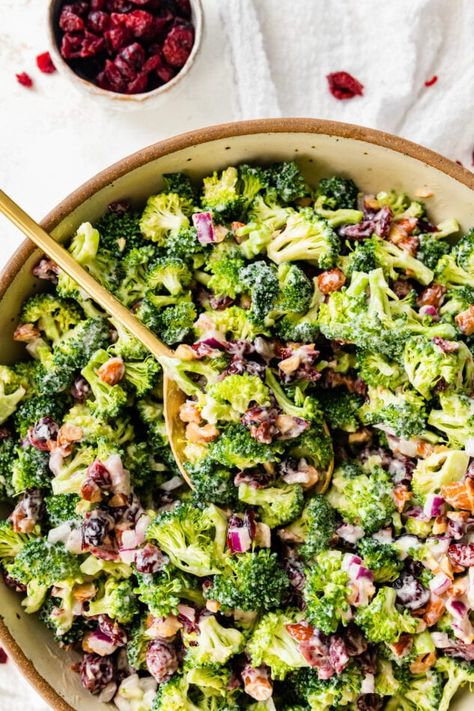 Broccoli Cranberry Salad - Eating Bird Food Paleo Broccoli Salad, Paleo Broccoli, Vegan Broccoli Salad, Broccoli Salad With Cranberries, Broccoli Salad Recipe, Cranberry Salad, Clean Eating Meal Plan, Primal Kitchen, Flavored Bacon