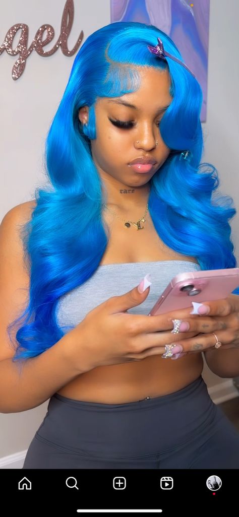 Blue Highlight Wig, Blue Wig Hairstyles, Blue Wig Install, Blue Photoshoot Ideas, Light Blue Wig, Lace Wigs Styles, Weave Ponytail Hairstyles, Dreadlock Style, Frontal Wig Hairstyles