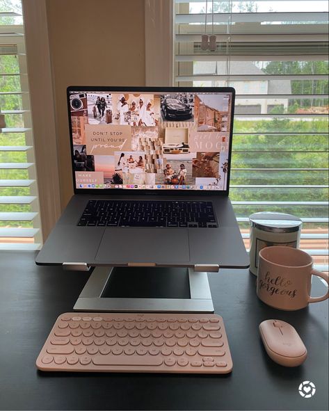 Pink Work Station, Desktop Set Up Aesthetic, Office Aesthetic Woman Desk, Laptop Work From Home Aesthetic, Pink Desk Set Up, Laptop Set Up, Working From Home Aesthetic, Office With Laptop, Wfh Aesthetic