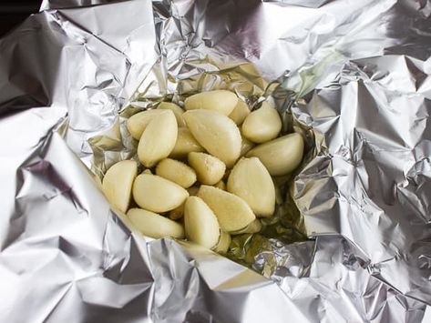 How to Roast Peeled Garlic Cloves in the Oven - Instructions and Directions Roast Whole Garlic, Garlic In The Oven, Roasted Garlic Recipe, Garlic Roaster, Roasting Garlic In Oven, Roast Garlic, Roasted Garlic Cloves, How To Roast, Allergy Free Recipes