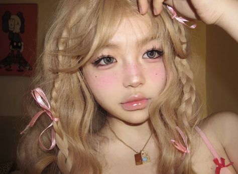 Gary Makeup, Puppy Beauty Face, Doll Usernames, Gyaru Face Claim, Cute Core Makeup, Makeup Looks Gyaru, Softie Makeup, Dollete Makeup, Kawaii Core Makeup