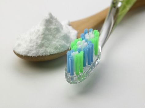 How to Help Whiten Teeth with Baking Soda | Arm Recipe Quotes, Make Your Own Toothpaste, Remineralize Teeth, Baking Soda Teeth, Baking Soda Toothpaste, Diy Teeth, Teeth Cleaning Tools, Plaque Teeth, Dentist Teeth