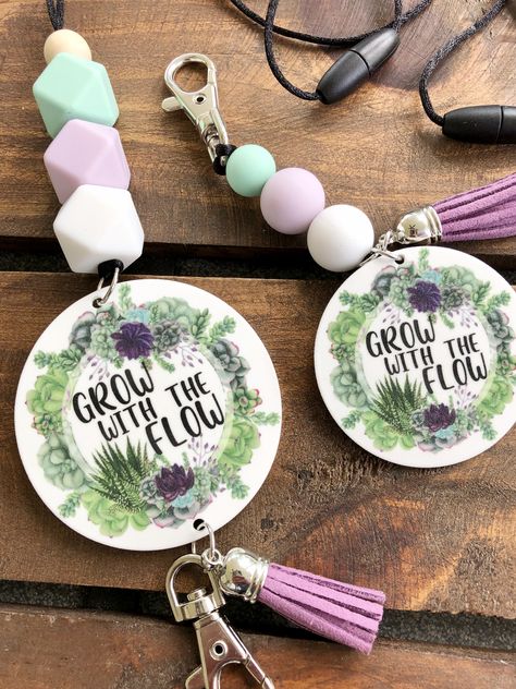 Cricut Tutorial: Lanyard and Keychain Medallion using printable shrink film and Cricut Epoxy Keychain Tutorial, Cricut Lanyard Ideas, Diy Teacher Lanyard Tutorial, Cricut Necklace, Diy Teacher Lanyard, Sublimation Keychain Ideas, Mops Activities, Cricut Keychain Ideas, Cricut Keychains