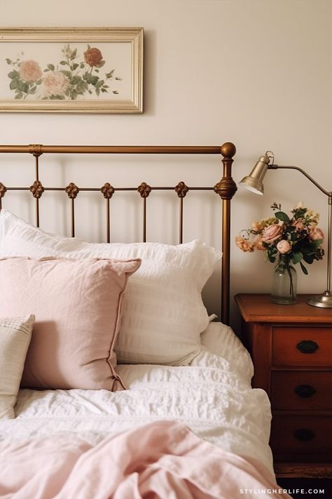 19 Dreamy Cottagecore Bedroom Ideas That Will Transform Your Space - Styling Her Life Vintage Cottagecore Bedroom, Bedroom Ideas Cottagecore, Cottagecore Bedroom Aesthetic, Pink Vintage Bedroom, Cottage Core Bedroom, Cottagecore Bedroom Ideas, Dreamy Cottagecore, Cozy Bedroom Aesthetic, Cozy Cottage Bedroom