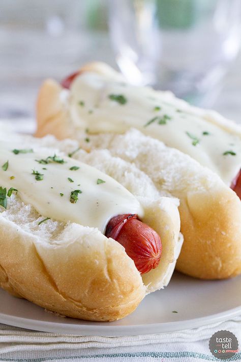 Cordon bleu doesn’t have to mean fancy - these Cordon Bleu dogs have hot dogs wrapped in ham and then topped with a creamy Dijon cheese sauce. Creamy Dijon, Gourmet Hot Dogs, Hot Dogs Recipes, Hot Dog Toppings, Burger Dogs, Iowa Girl Eats, Deli Ham, Hot Dog Recipes, Sliced Ham