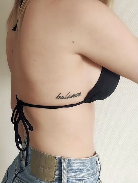 Tatoos Woman Rib Cage, Tattoo Placement Ribs, Tattoos Rib Cage, Handwriting Tattoo Placement, Tatoos Woman, Libra Tattoos, Handwriting Tattoo, Tattoo Music, Libra Tattoo