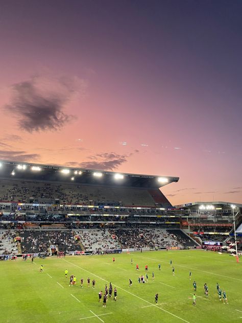 Gaa Pitch Aesthetic, Rugby Pitch Aesthetic, Rugby Profile Pictures, Rugby Astethic, Rugby Field Aesthetic, Rugby Match Aesthetic, Rugby Game Aesthetic, Rugby Wife Aesthetic, Rugby Girlfriend Aesthetic