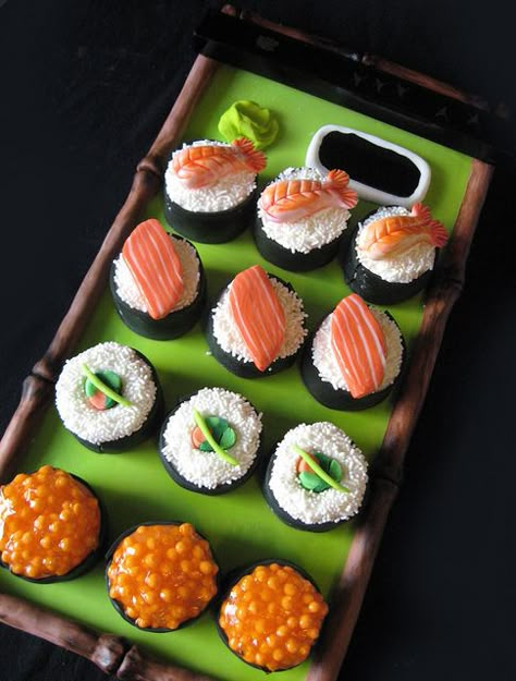 #Sushi Mini #Cakes by ArtisanCakeCompany, via Flickr - For all your cake decorating supplies, please visit craftcompany.co.uk Candy Sushi Rolls, Sushi Cakes, Sushi Cupcakes, Sushi Birthday, Sweet Sushi, Candy Sushi, Dessert Sushi, Sushi Cake, Asian Party