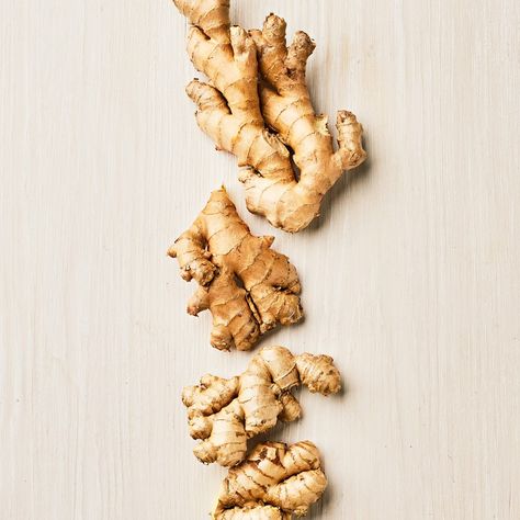 Ginger Aesthetic, Recipe With Ginger, Growing Ginger, Cleaning Your Colon, Ginger Honey, Tattoo Plant, Growing Healthy Hair, Health Benefits Of Ginger, Pimples Remedies