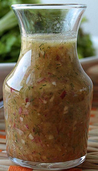 Dill and Red Onion Salad Dressing Salsa Yogurt, Salad Dressing Recipes Homemade, Red Onion Salad, Onion Salad, Marinade Sauce, Chicken Dip, Homemade Salads, Homemade Dressing, Homemade Salad Dressing