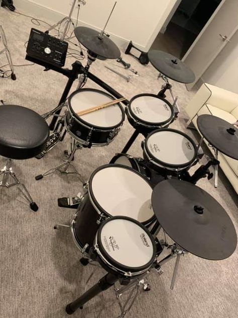 Electric Drum Set Aesthetic, Drum Aesthetics, Drum Set Aesthetic, Drums Aesthetic, Electric Drums, Drums Girl, Marla Singer, Froy Gutierrez, Ben Hardy