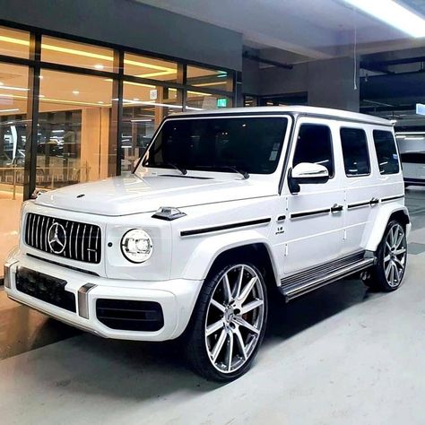 2023 G63 Amg, White G Wagon Aesthetic, White Luxury Cars, G Wagon White, G550 Mercedes, Mercedes G Wagon White, White G Wagon, Mercedes Jeep, Mercedes Benz World