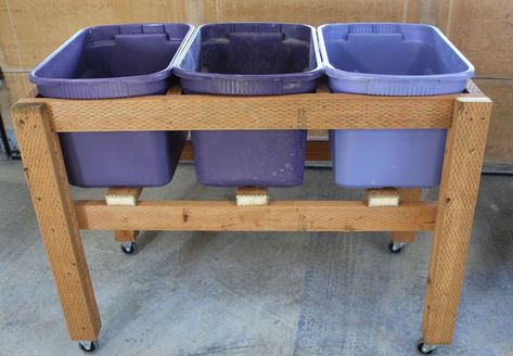 How To Build A Bucket Garden Stand, 5 Gallon Bucket Garden Stand, 5 Gallon Bucket Planter Ideas, Potting Soil Storage Container, Raised Garden Beds Using Totes, Huerta En Casa Ideas, Self Watering Elevated Garden Bed, Gardening In Containers, Bucket Garden