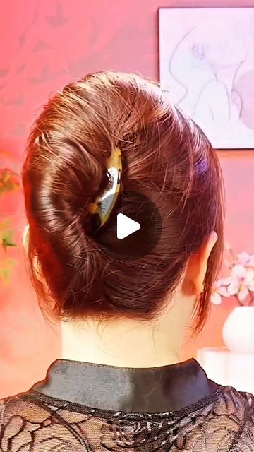 Short Hair French Twist Tutorials, French Bun Hairstyles, French Twist Short Hair, French Twist Bun, French Bun, French Roll Hairstyle, French Roll, Twist Bun, French Twist Hair