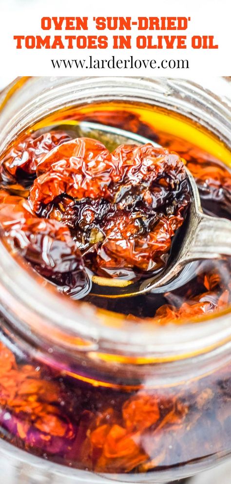 Sundries Tomato Recipe, Sun Dried Tomato In Oil Recipes, Sundries Tomatoes How To Make, Sun Dried Tomatoes In Olive Oil Recipe, How To Preserve Sun Dried Tomatoes, Dehydrated Tomatoes In Olive Oil, Sundried Tomatoes In Olive Oil, Homemade Sundried Tomatoes, Diy Sun Dried Tomatoes In Oil