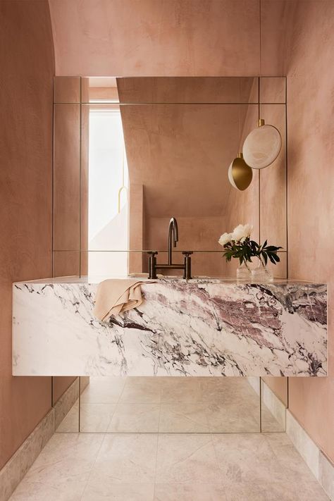 Smac Studio has designed a semi-detached house in Sydney’s eastern suburbs for a family of five, who wanted elegance, practicality and just a touch of blush. Quirky Apartment, Peaceful Living, Powder Room Design, Spanish Style Home, Kitchen Trends, Marble Bathroom, Australian Homes, Interior Design Trends, Bathroom Inspiration