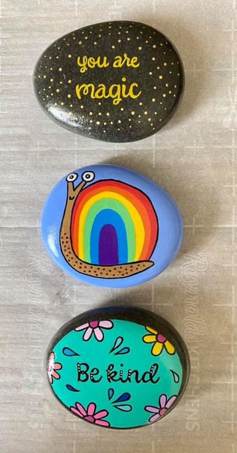 Painted Rocks Diy, Diy Upcycle, Pet Rocks, Rock Painting, Rock Art, Painted Rocks, Animals, Art