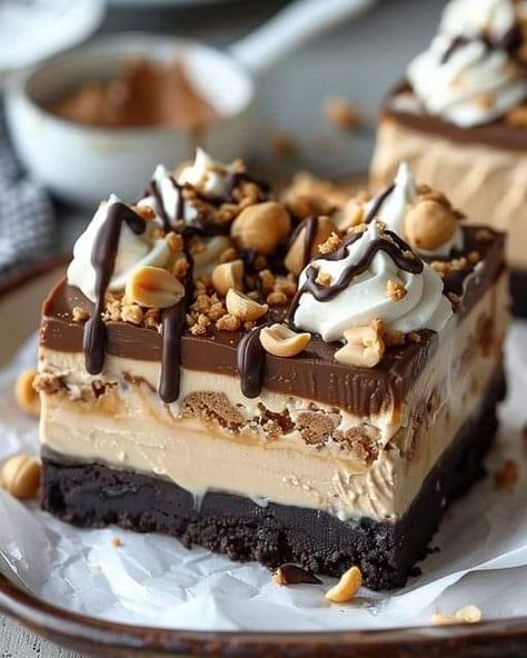 No Bake Peanut Butter Brownie Cheesecake, No Bake Buckeye Cheesecake, No Bake Buckeye Bars, No Bake Buckeye Cheesecake Bars, Freezable Desserts, Buckeye Cheesecake Bars, Cheesecake Bars Recipes, Buckeye Cheesecake, No Bake Cheesecake Bars