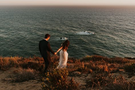 Point Dume Elopement | Malibu Elopement Photographer | California Elopement Photographer | Cliffside Elopement | Places to Elope in SoCal #elopement California Beach Wedding, Crystal Cove State Park, Joshua Tree Engagement, Visit Idaho, El Matador Beach, Joshua Tree Elopement, Photographs And Memories, Places To Elope, California Elopement