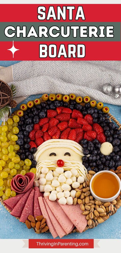 Make this fun Santa charcuterie board for Christmas that your kids and family will love. This is a very easy and fun Christmas idea and I'll walk you through with a step-by-step pictures on how to assemble this Santa face charcuterie board. Santa Claus Charcuterie Board, Santa Charcuterie Board Ideas, Christmas Charcuterie Board Kids, Christmas Snack Board, Santa Charcuterie Board, Grinch Breakfast, Charcuterie Board Easy, Charcuterie Board Christmas, Holiday Charcuterie Board