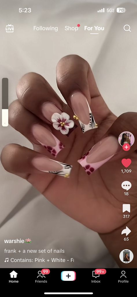 Birthday Nail Set Ideas Simple, Senior Pic Nail Ideas, Vacation Cruise Nails, Nail Inspo Trendy 2024 Summer Simple, Birthday Nails Colorful, Square Acrylic Nails Designs Winter, 19 Birthday Nail Ideas, Nail Idea Short, Short French Tip Acrylic Nails With Design