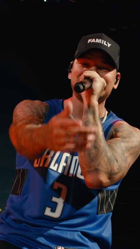 Kane Brown Wallpaper, Kane Brown Music, Bailey Zimmerman, Kane Brown, Phone Lock, Love Your Family, Brown Wallpaper, Country Artists, Country Singers