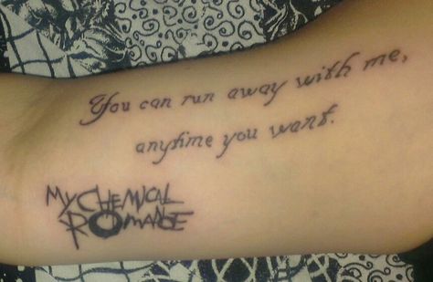 My Chemical Romance Tattoo. Matching Emo Tattoos, Emo Matching Tattoos, Tattoo Music Ideas, Body Distortion, My Chemical Romance Tattoo, Mcr Tattoo, Romance Tattoo, Fandom Tattoos, Tattoo Music