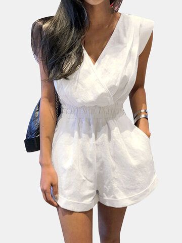 I found this amazing Solid Color Knotted Pocket High Waist V-Neck Sleeveless Romper with US$24.99,and 14 days return or refund guarantee protect to us. --Newchic Stylish Overalls, Casual Summer Rompers, Womens Summer Jumpsuits, Style Vert, Summer Pants Women, Loose Tunic, Women Bottoms, Loose Jumpsuit, Short Playsuit