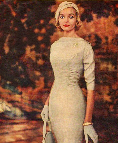 I love the details on this dress: the collar, the ruche, the seams, the sleeve length. Vintage 1950's style 50s Clothes, 1950 Style, 1950s Vintage Fashion, 50's Fashion, 1950’s Fashion, 1950 Fashion, Robes Vintage, Sewing Clothes Women, Fifties Fashion