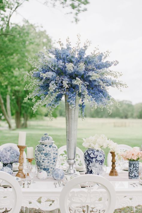 Blue Bridal Shower Decorations, Green Centerpieces, Blue Bridal Shower, Table Decor Ideas, Wedding Floral Centerpieces, Blue Themed Wedding, Wedding Planning Websites, Large Weddings, Delphinium