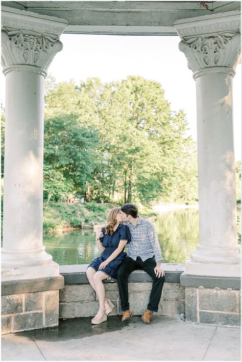 Engagement Photos Atlanta, Atlanta Photoshoot, Park Engagement Pictures, Atlanta Engagement Photos, Prom Picture Poses, Travel Photo Album, Atlanta Wedding Photography, Park Engagement Photos, Piedmont Park