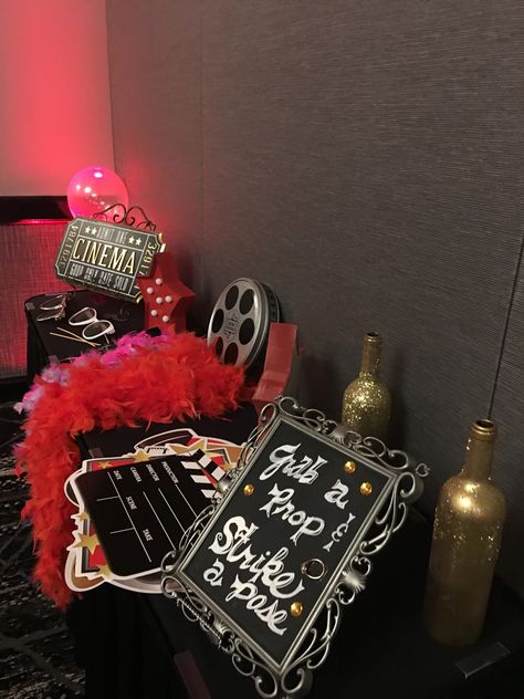 Old Hollywood Themed Party, Old Hollywood Party Theme Decoration, Old Hollywood Glamour Party Theme, Netflix Party Decorations, Old Hollywood Hoco Theme, Old Hollywood Glamour Party Decorations, Hollywood Theme Graduation Party, Old Hollywood Aesthetic Party, Hollywood Bday Theme